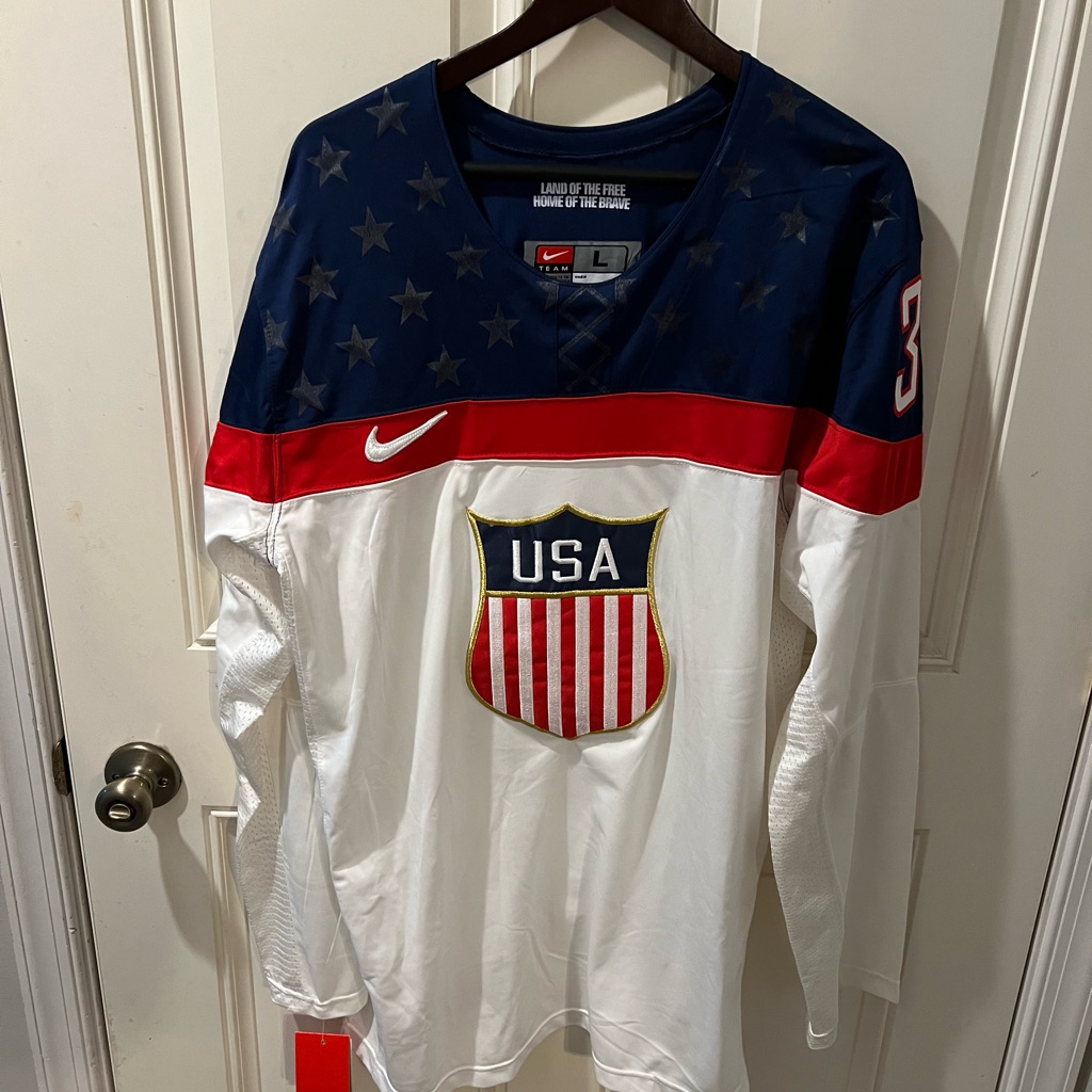 Usa Nike 32 Iihf Hockey Jersey L White Brand New Smoke Free Home